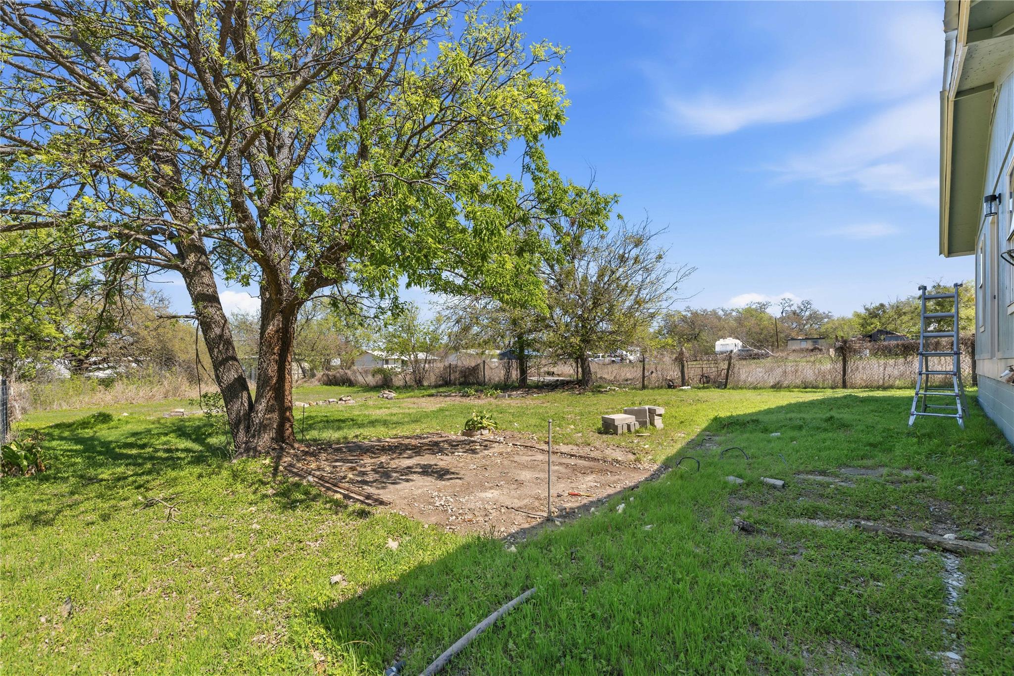 1604 5th St Property Photo 4