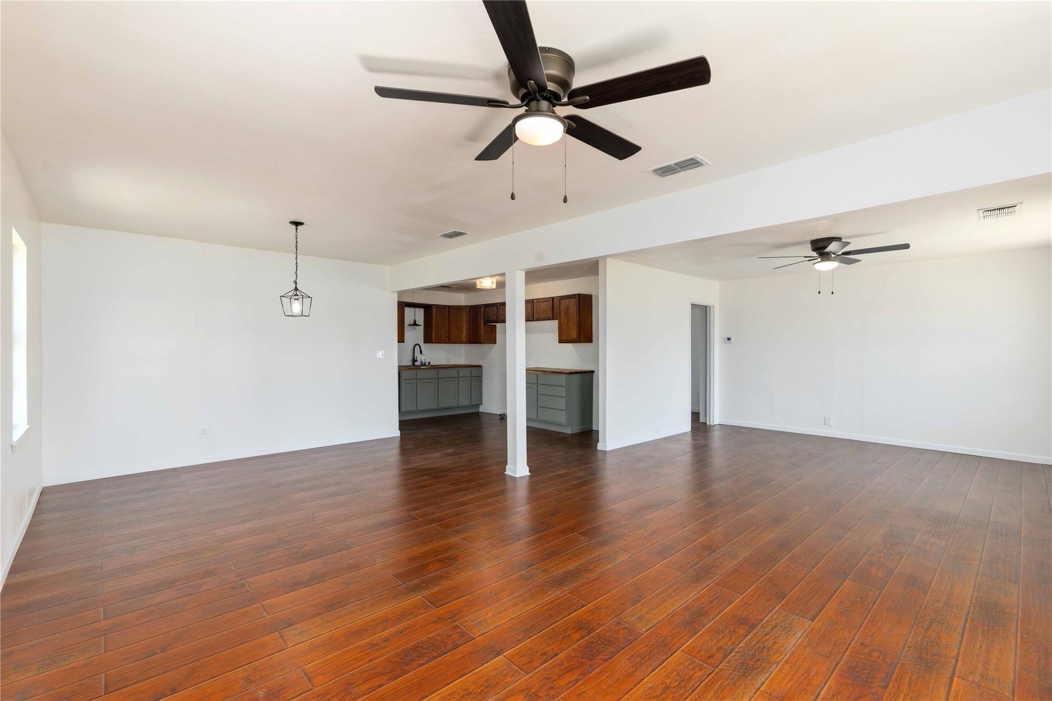 1604 5th St Property Photo 9