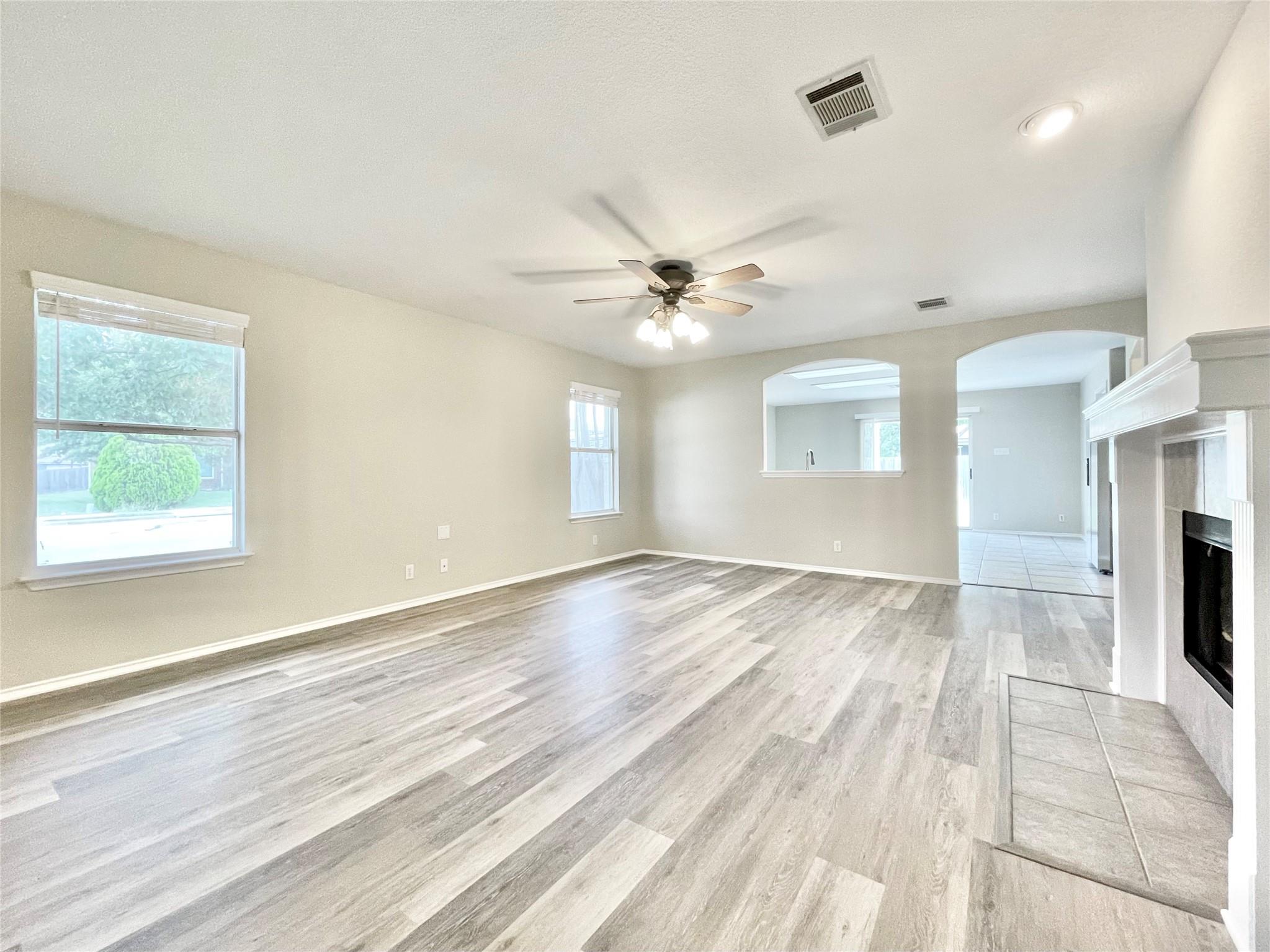 1909 Horizon Park Blvd Property Photo 11
