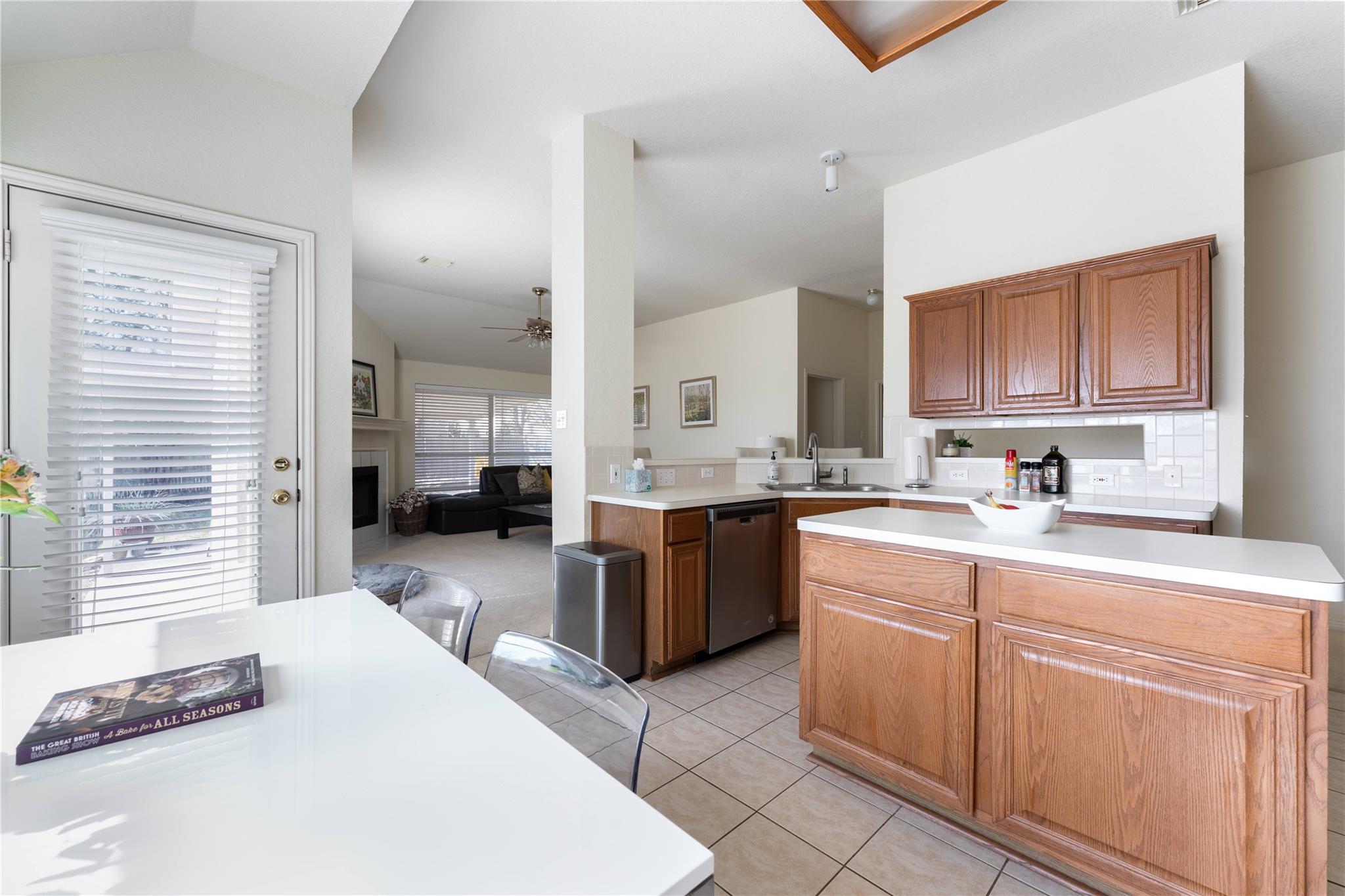 5559456 Property Photo 8