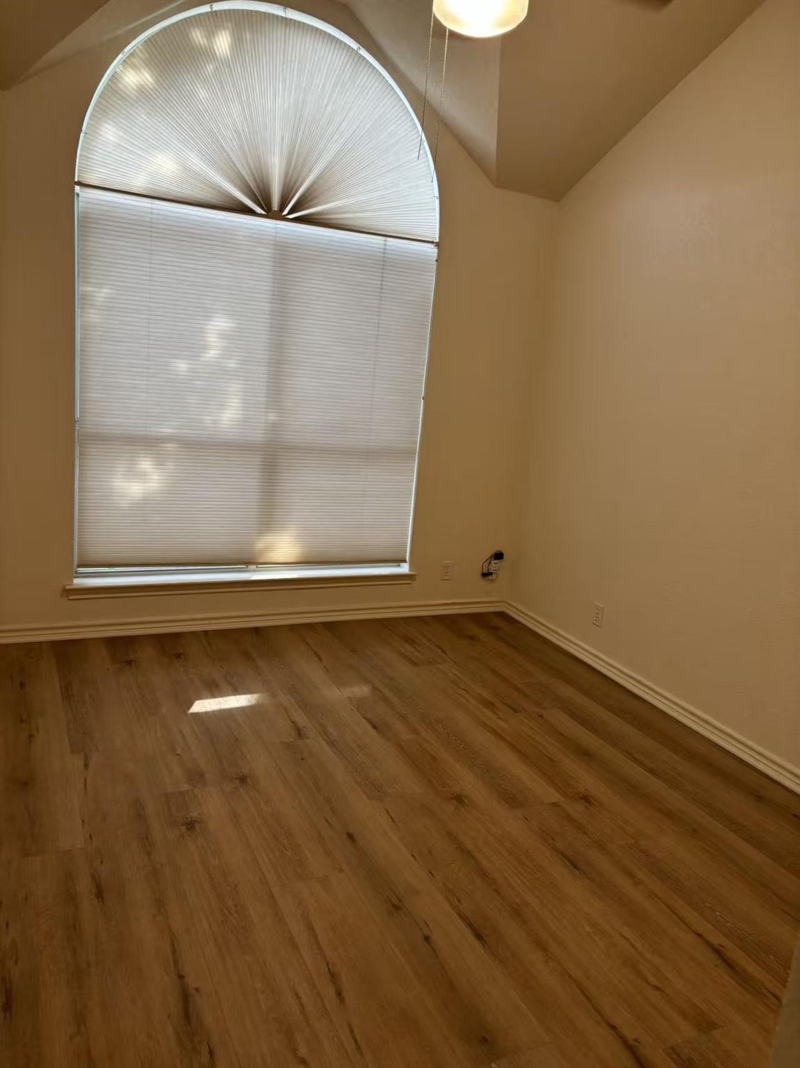 5559456 Property Photo 10