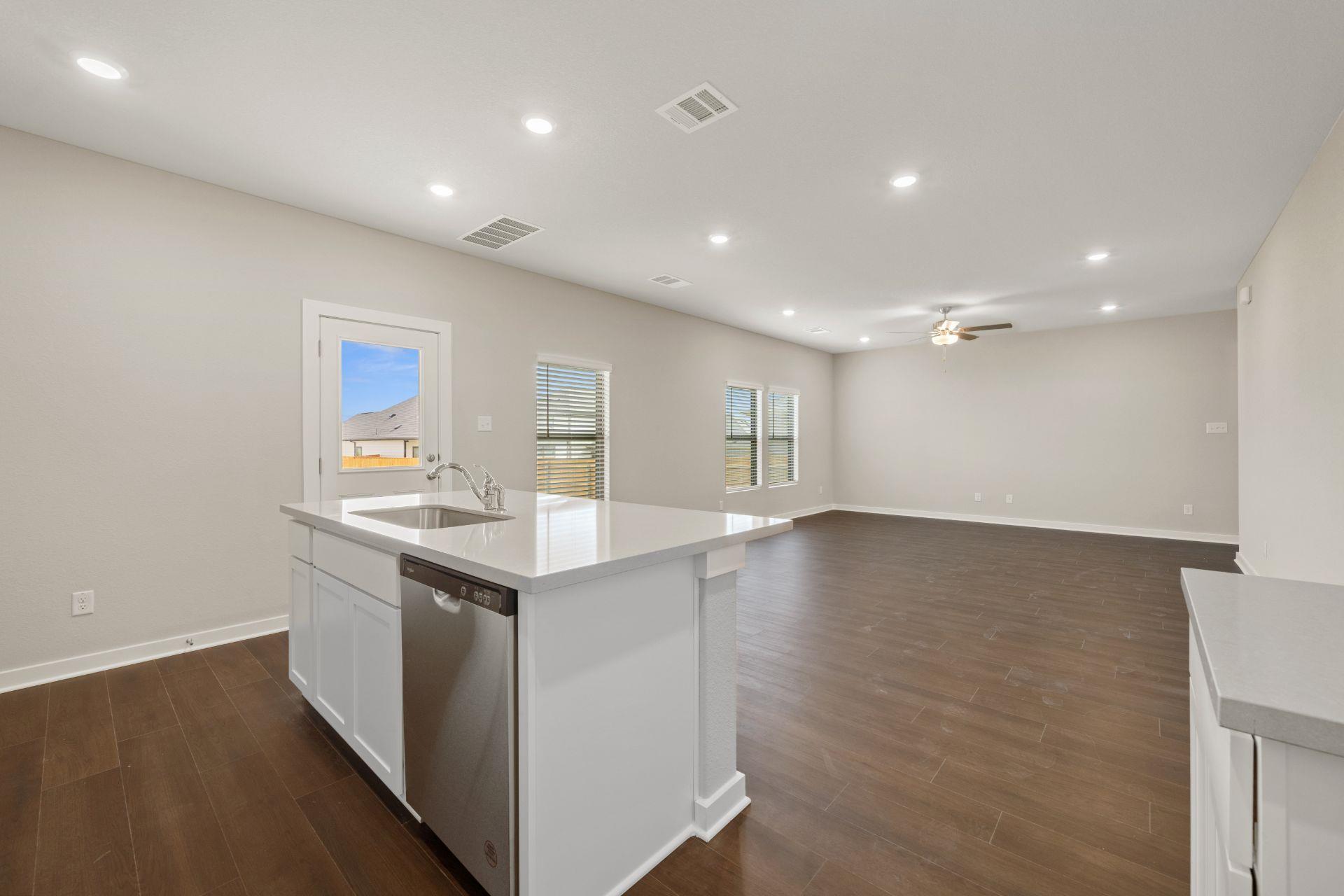 13801 Ryan Range Ln Property Photo 6