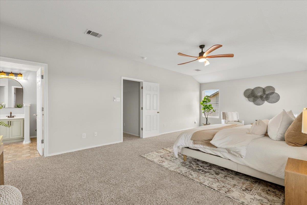 513 Friendship Cv Property Photo 19