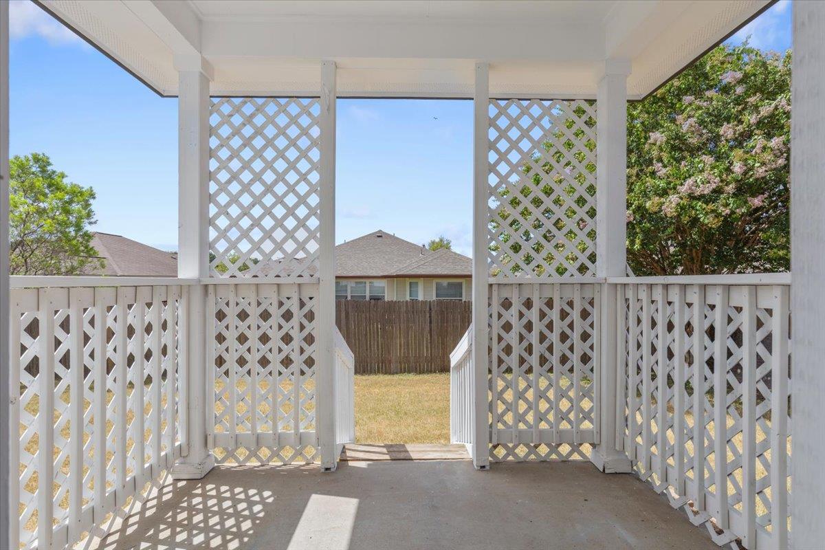 513 Friendship Cv Property Photo 30
