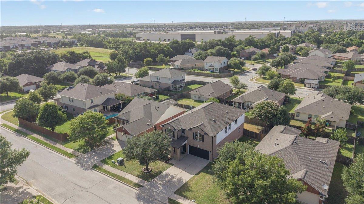 513 Friendship Cv Property Photo 36