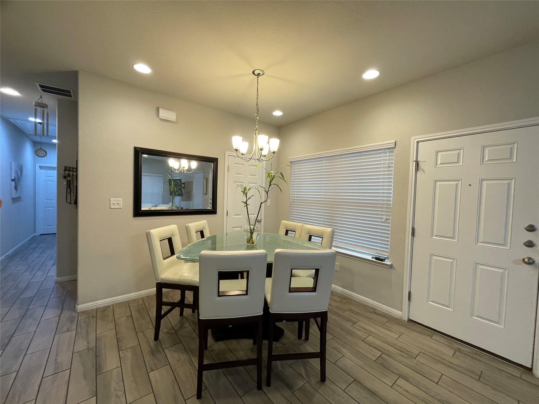 2304 S Lakeline Blvd #243 Property Photo 6