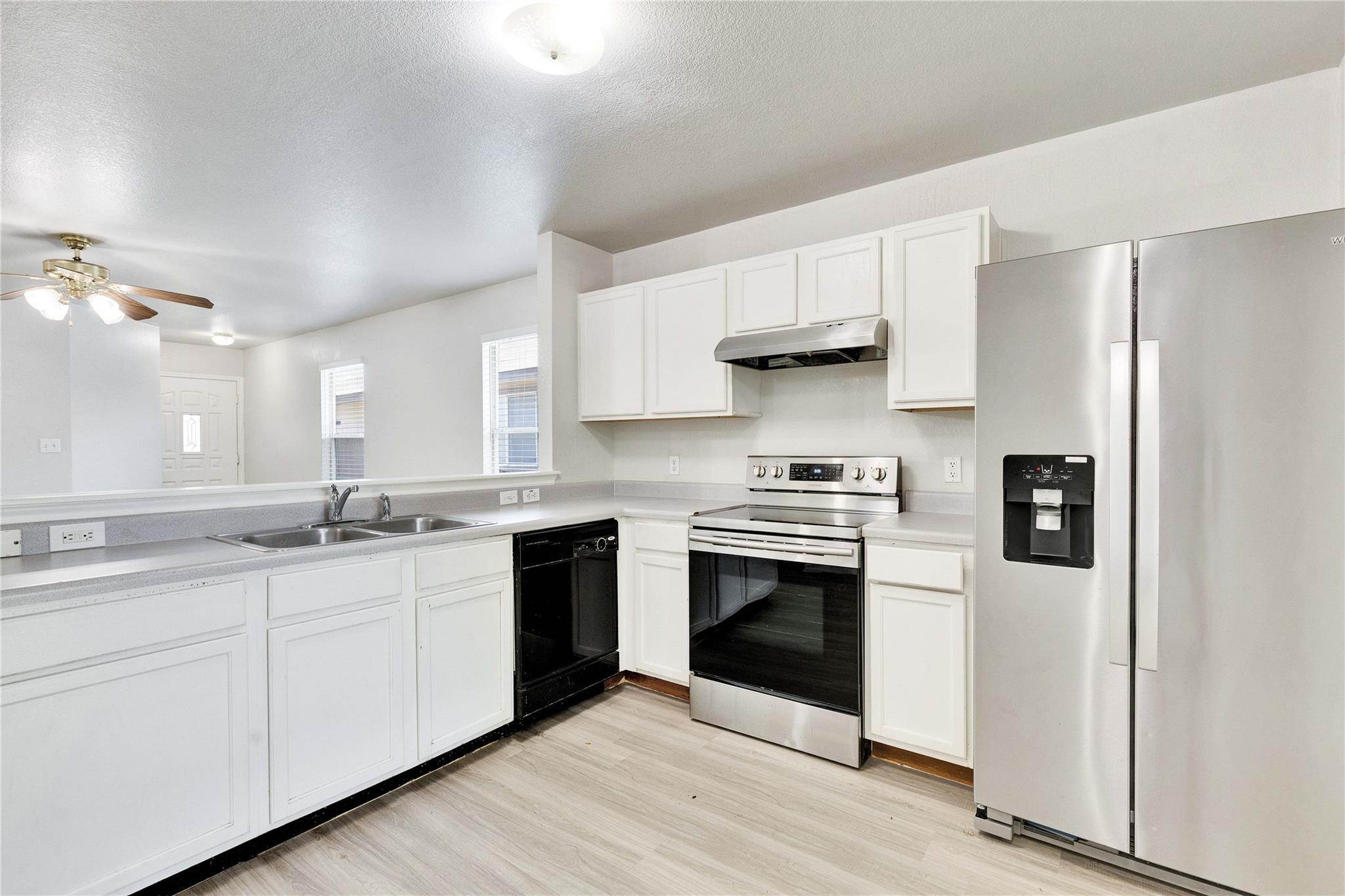 12504 Mexicana Cv Property Photo 6