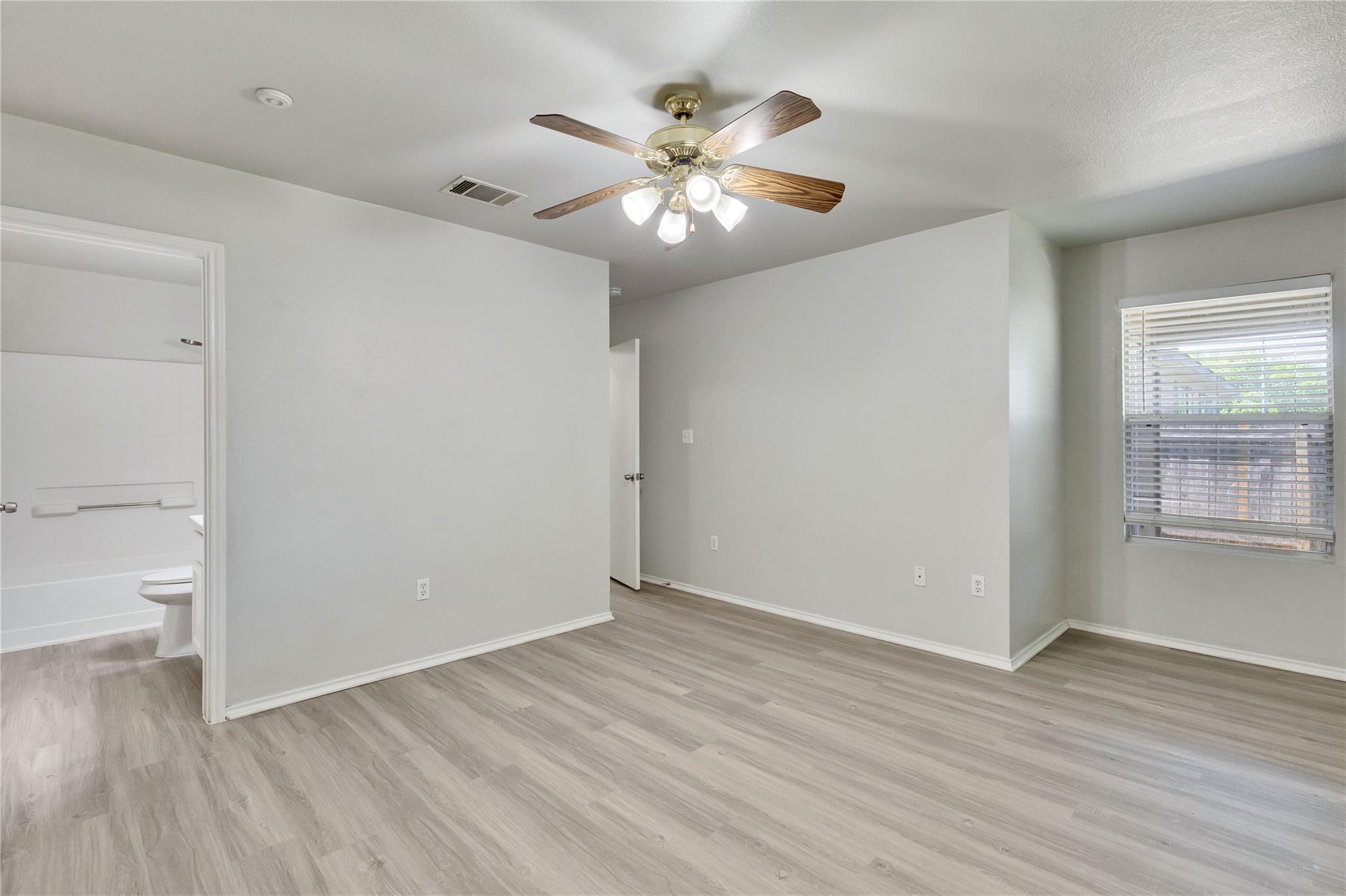 12504 Mexicana Cv Property Photo 17