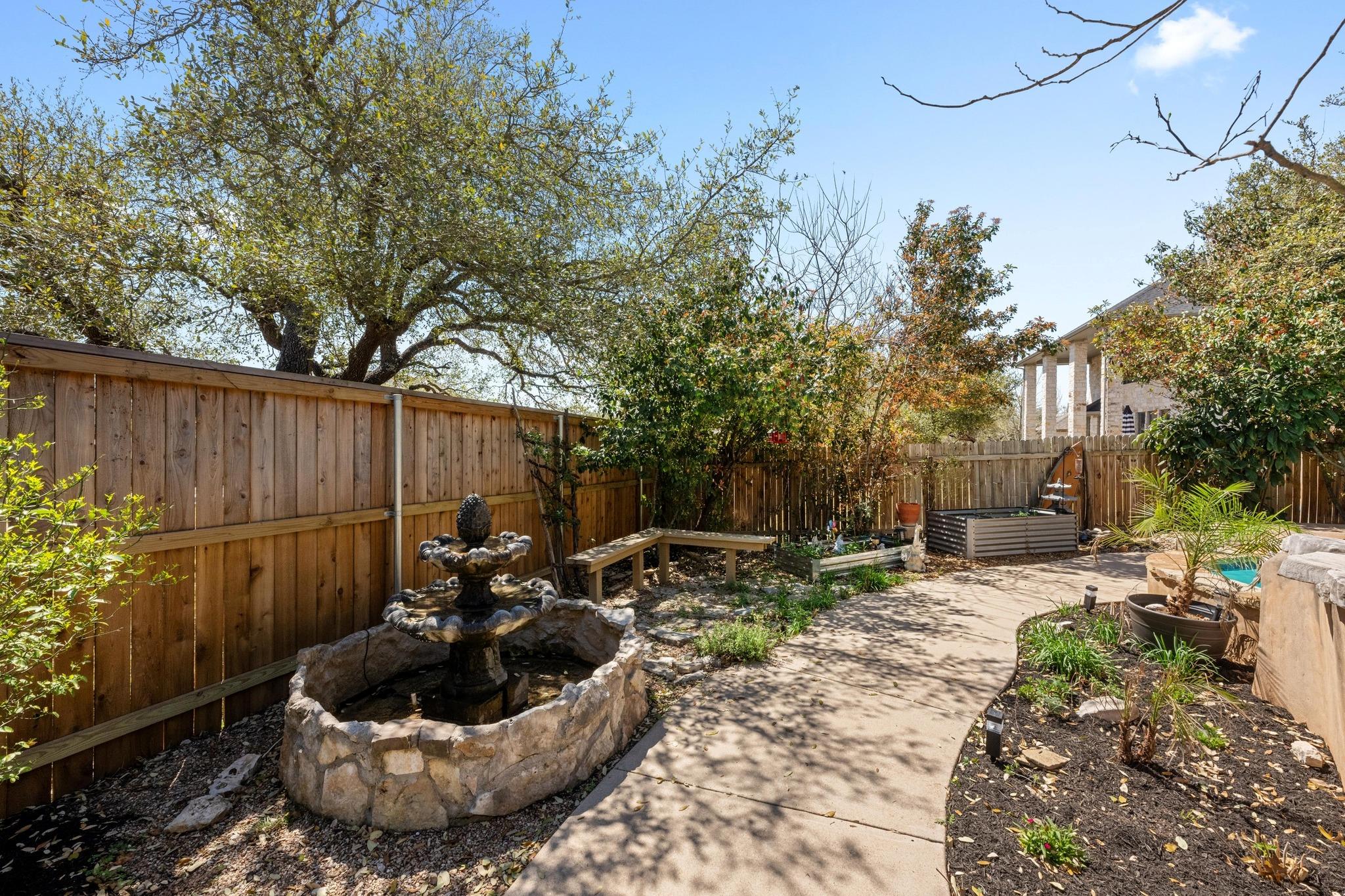 7905 Ladera Verde Dr Property Photo 35