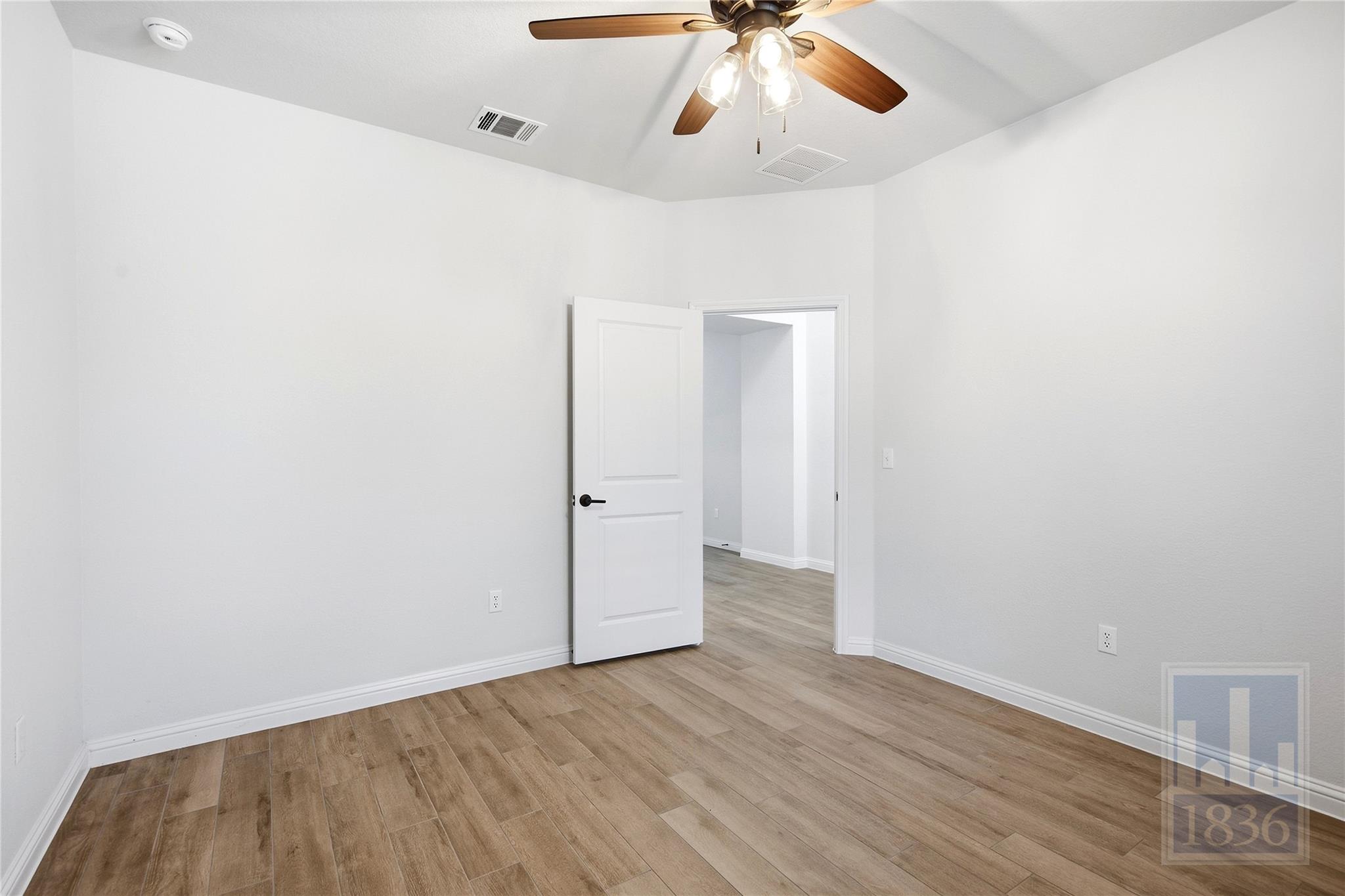 8309 Greyhawk Cv Property Photo 4