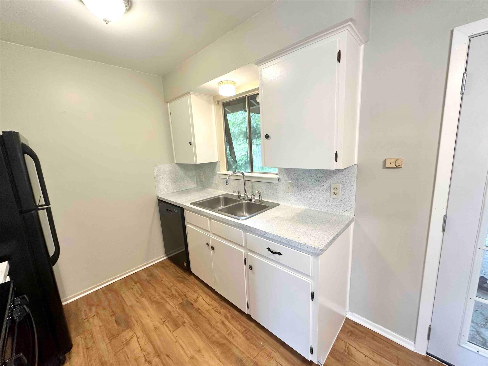 8109 Georgian Dr #a Property Photo 4