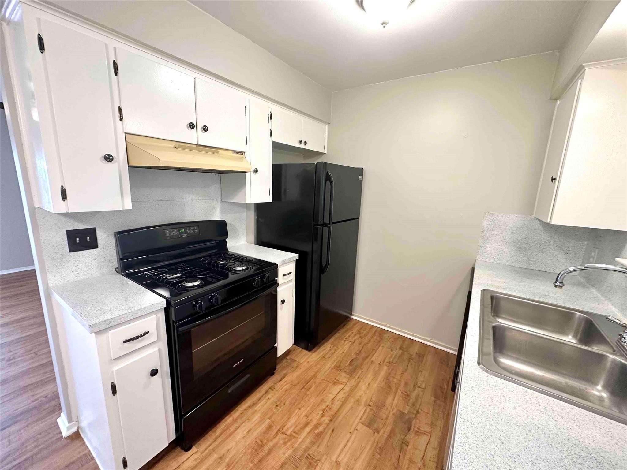 8109 Georgian Dr #a Property Photo 6