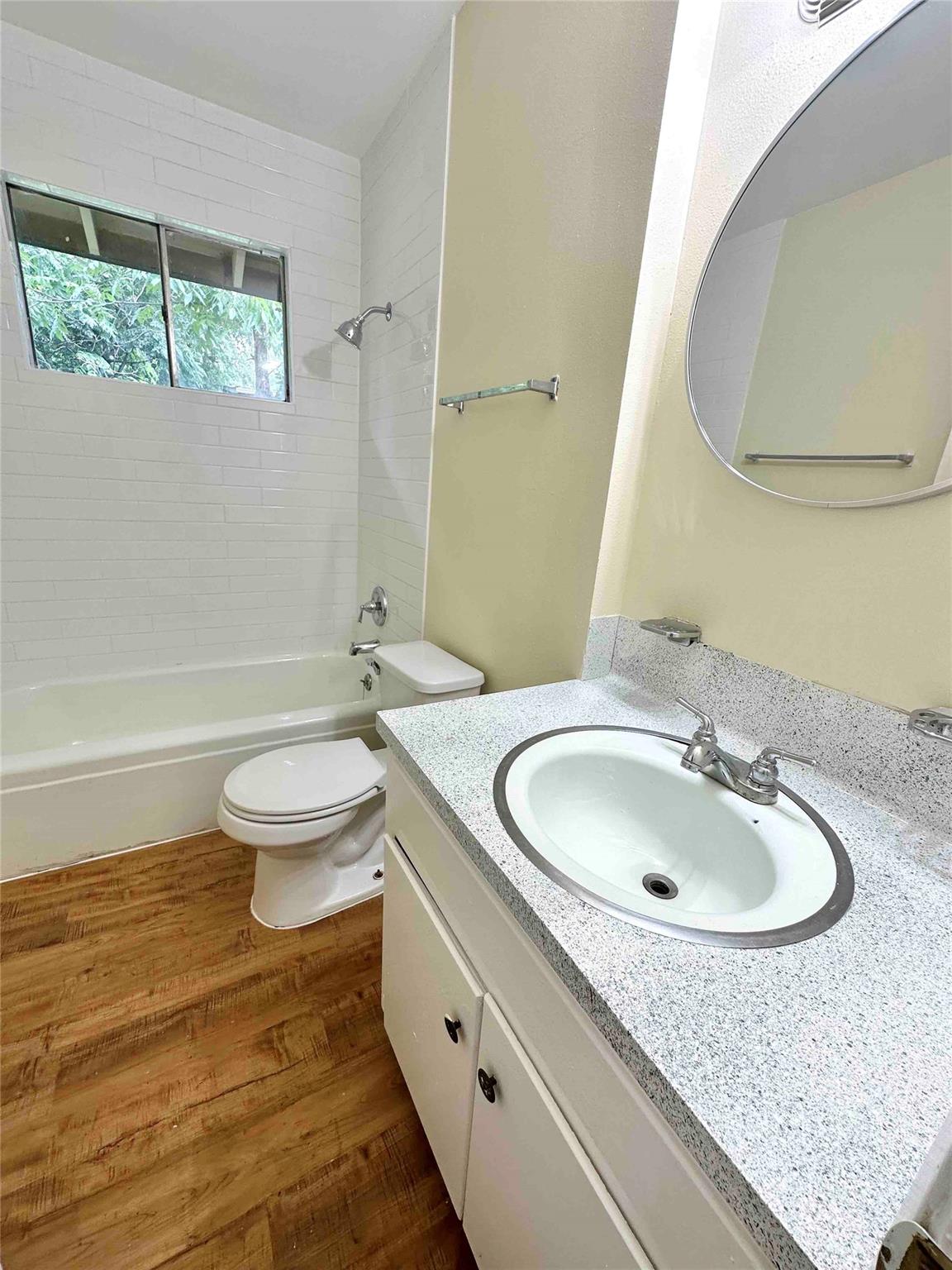 8109 Georgian Dr #a Property Photo 7