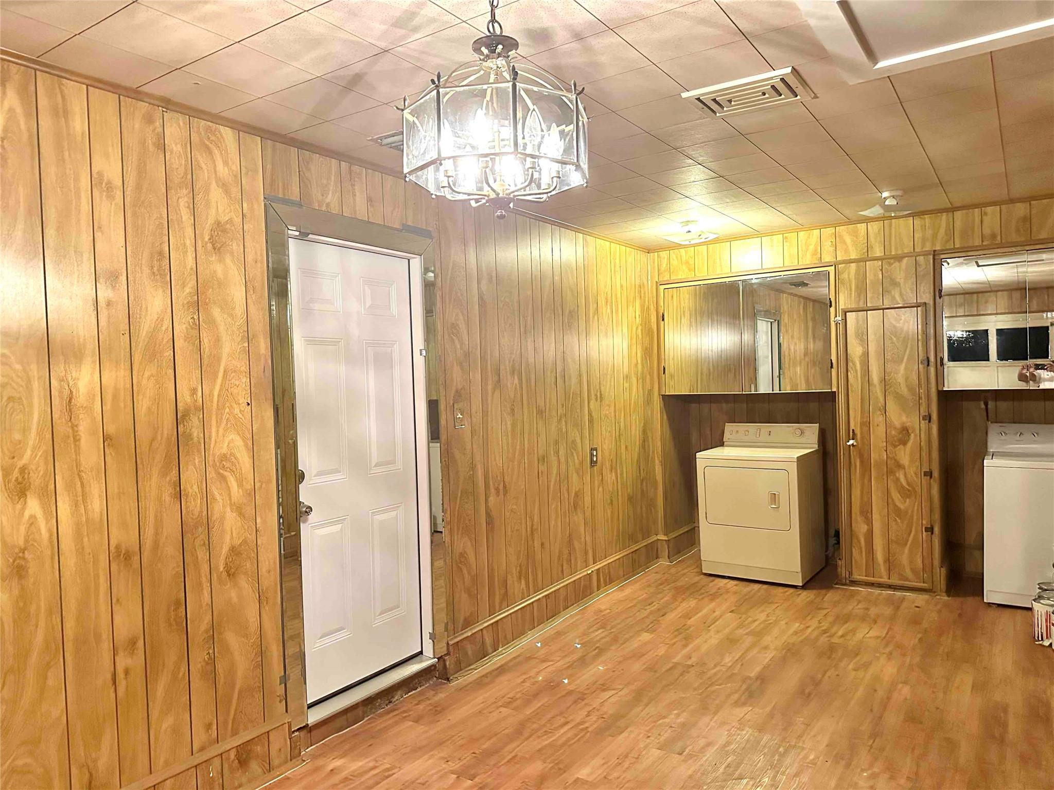 8109 Georgian Dr #a Property Photo 10