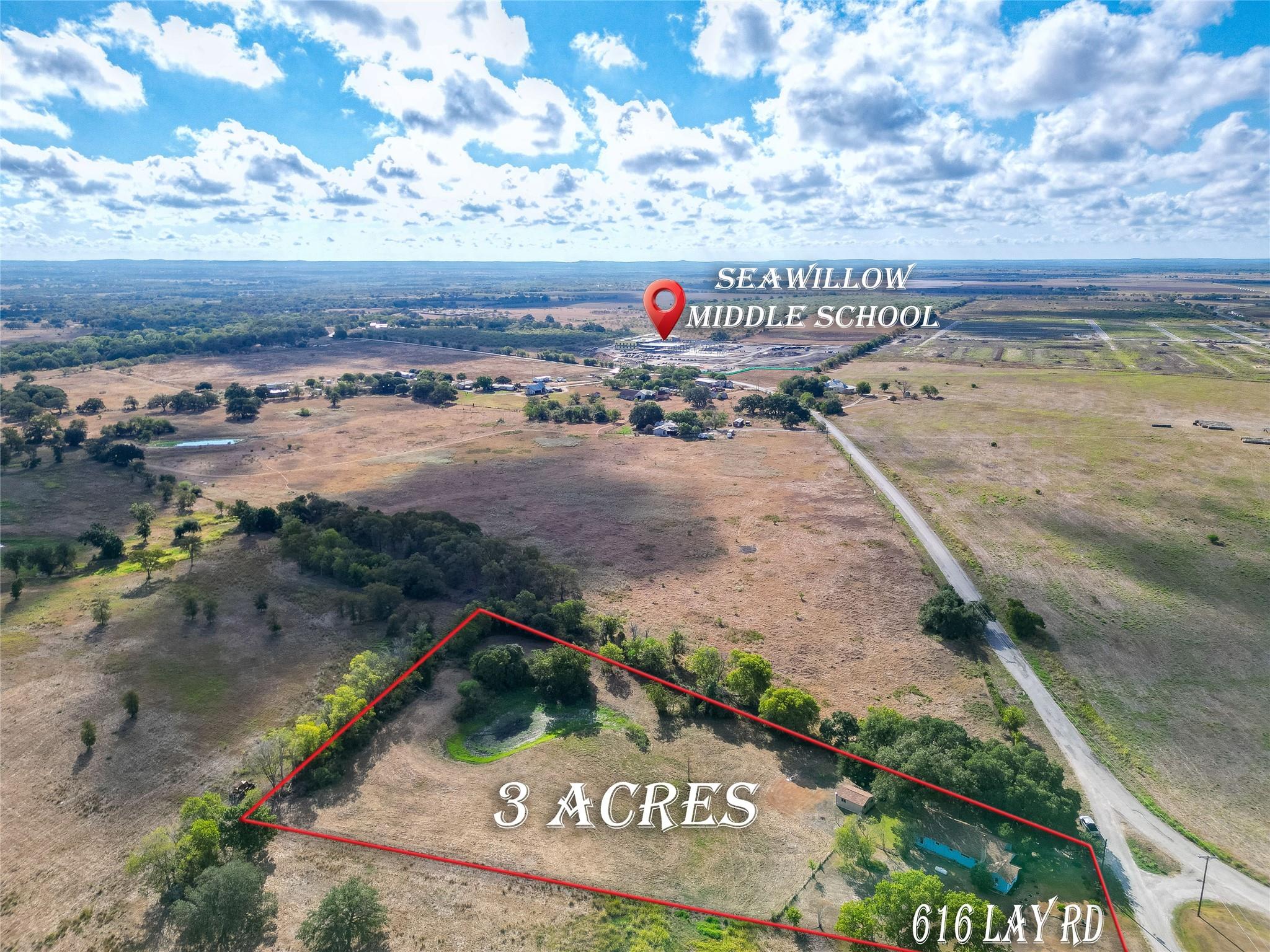 616 Lay Rd Property Photo 4