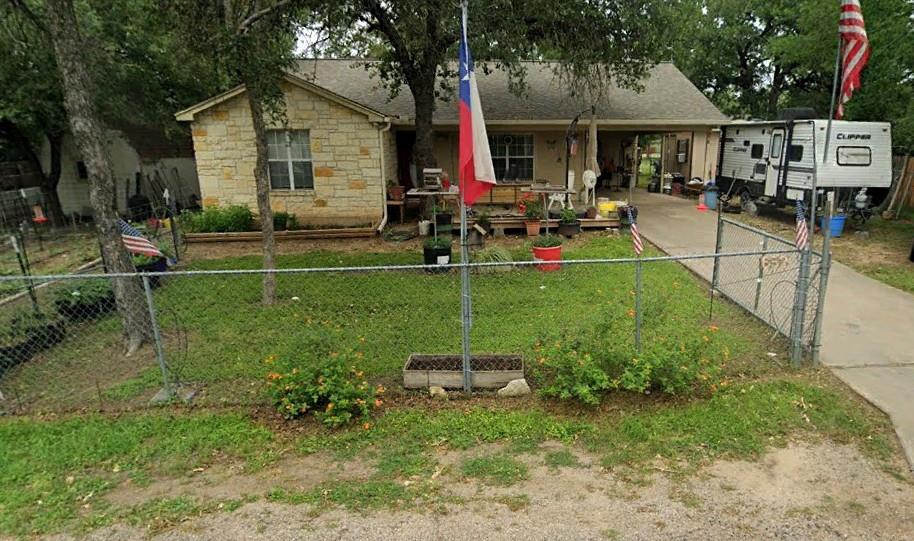 652 Pecan Ln Property Photo 1