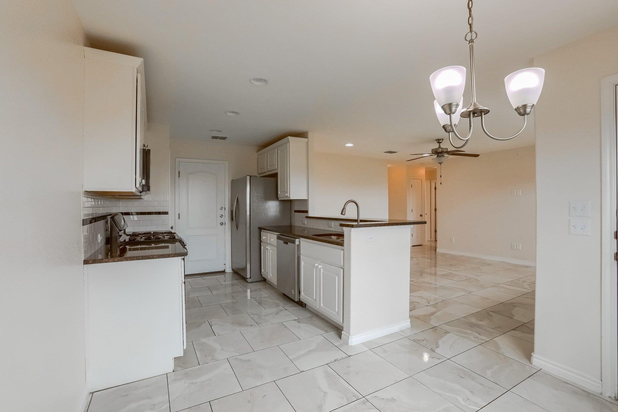 20111 Travis Dr #b Property Photo 9