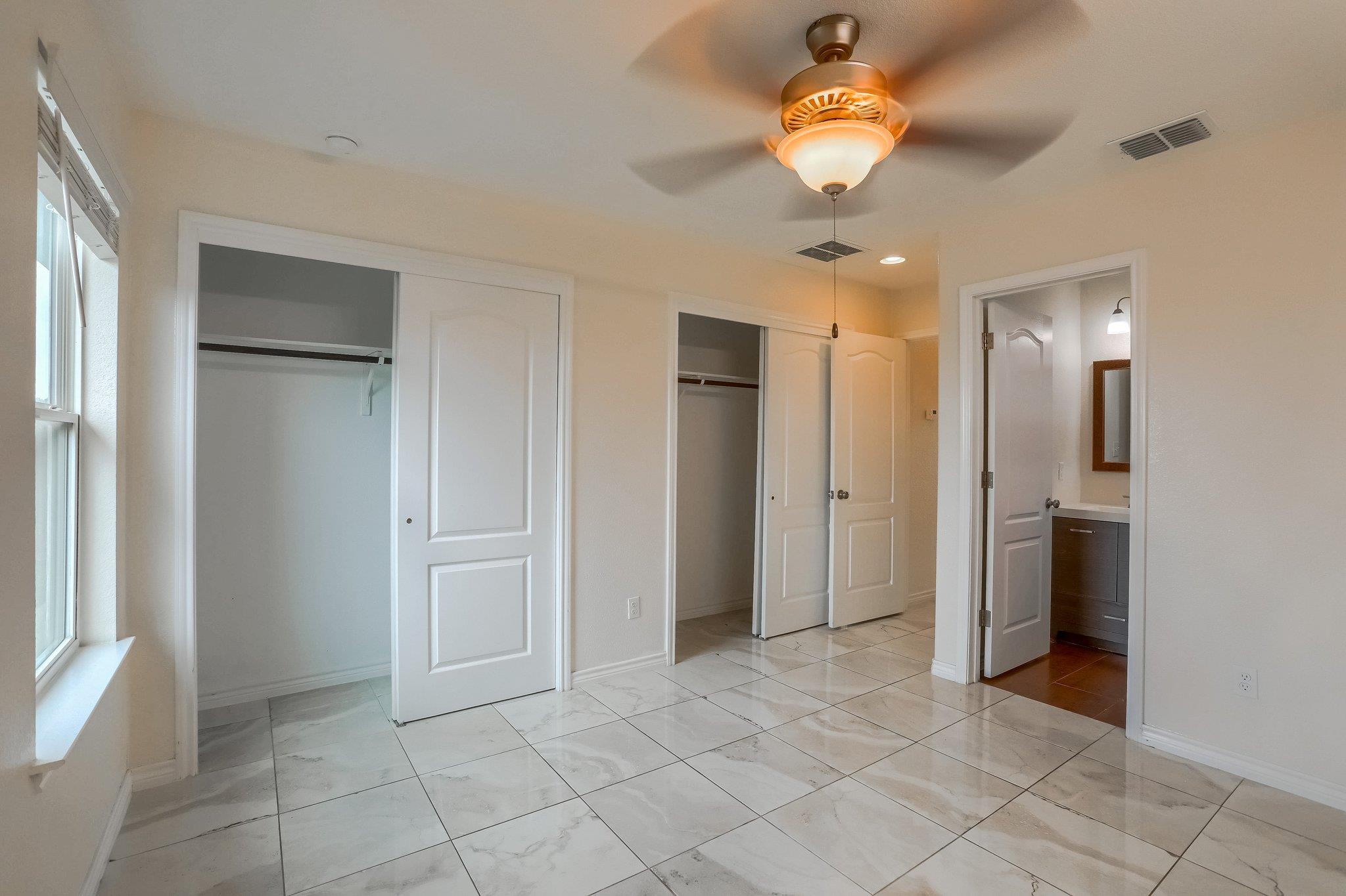20111 Travis Dr #b Property Photo 15
