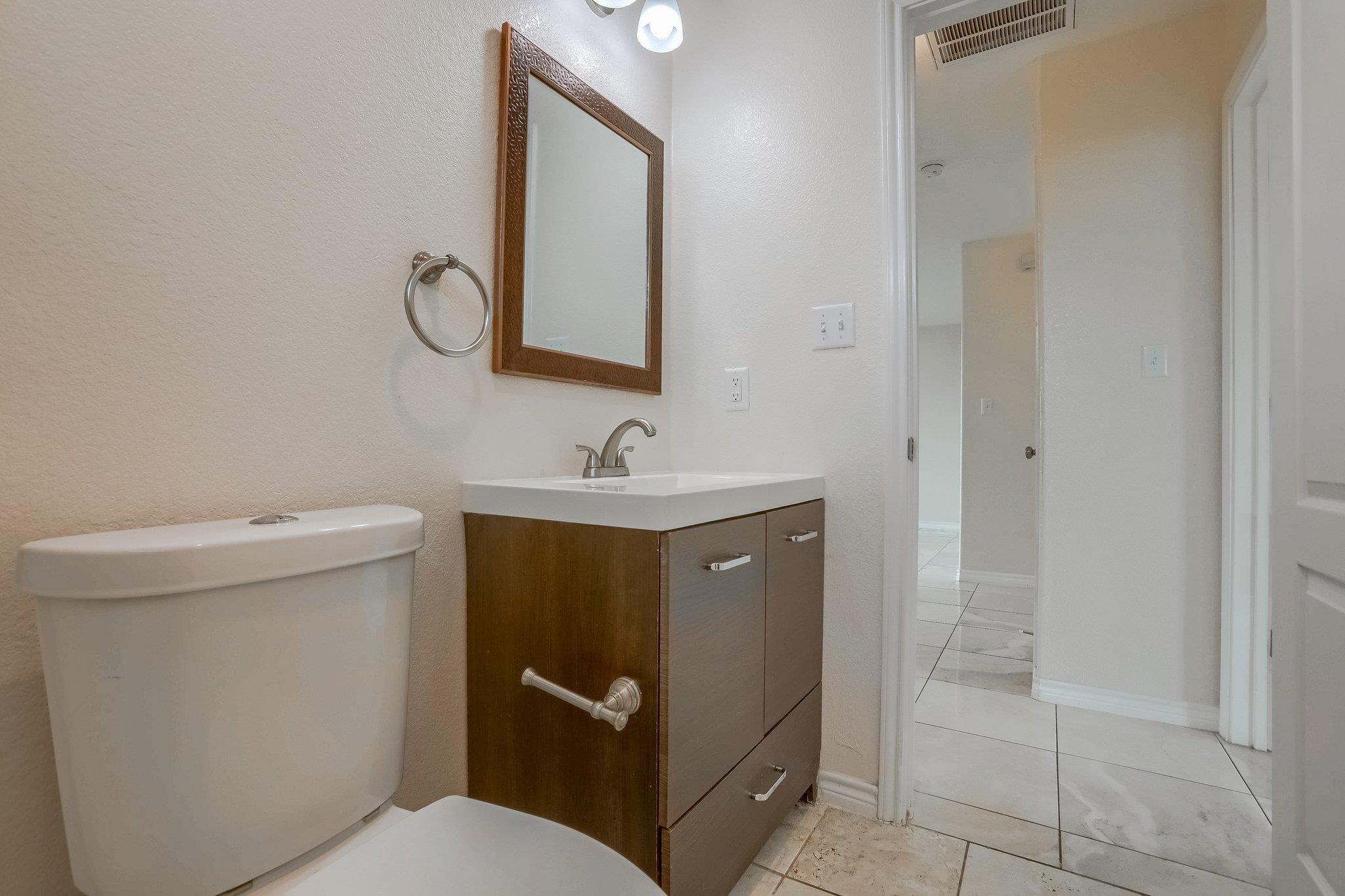 20111 Travis Dr #b Property Photo 20