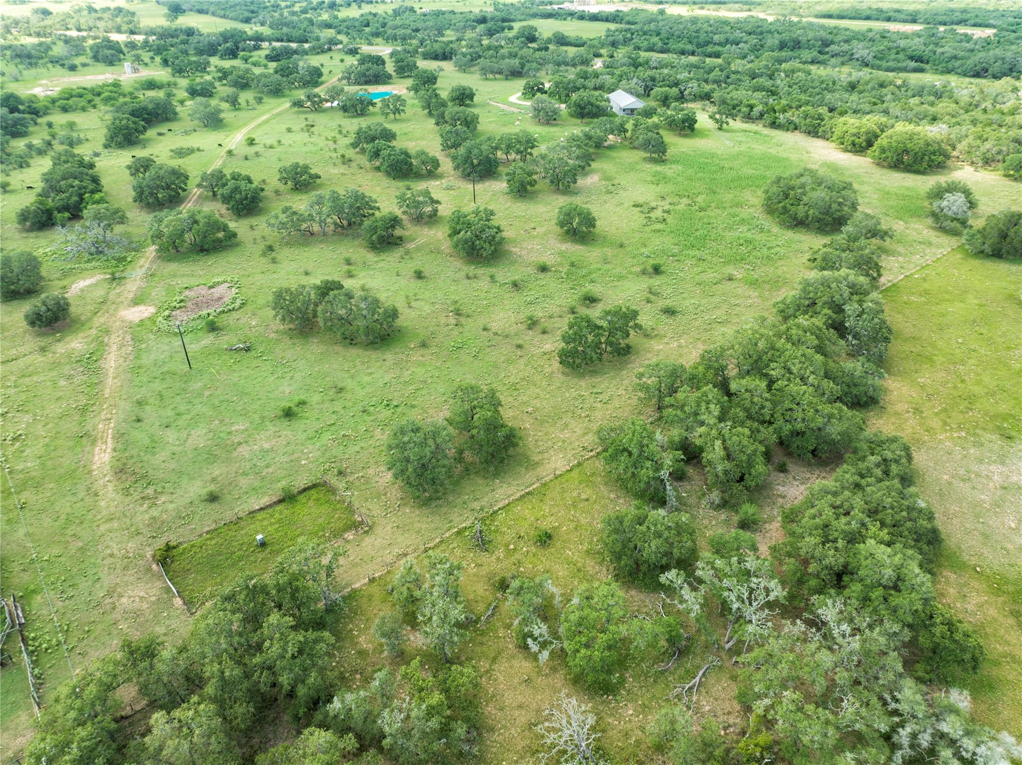15545 Tx-111 None E Property Photo 2