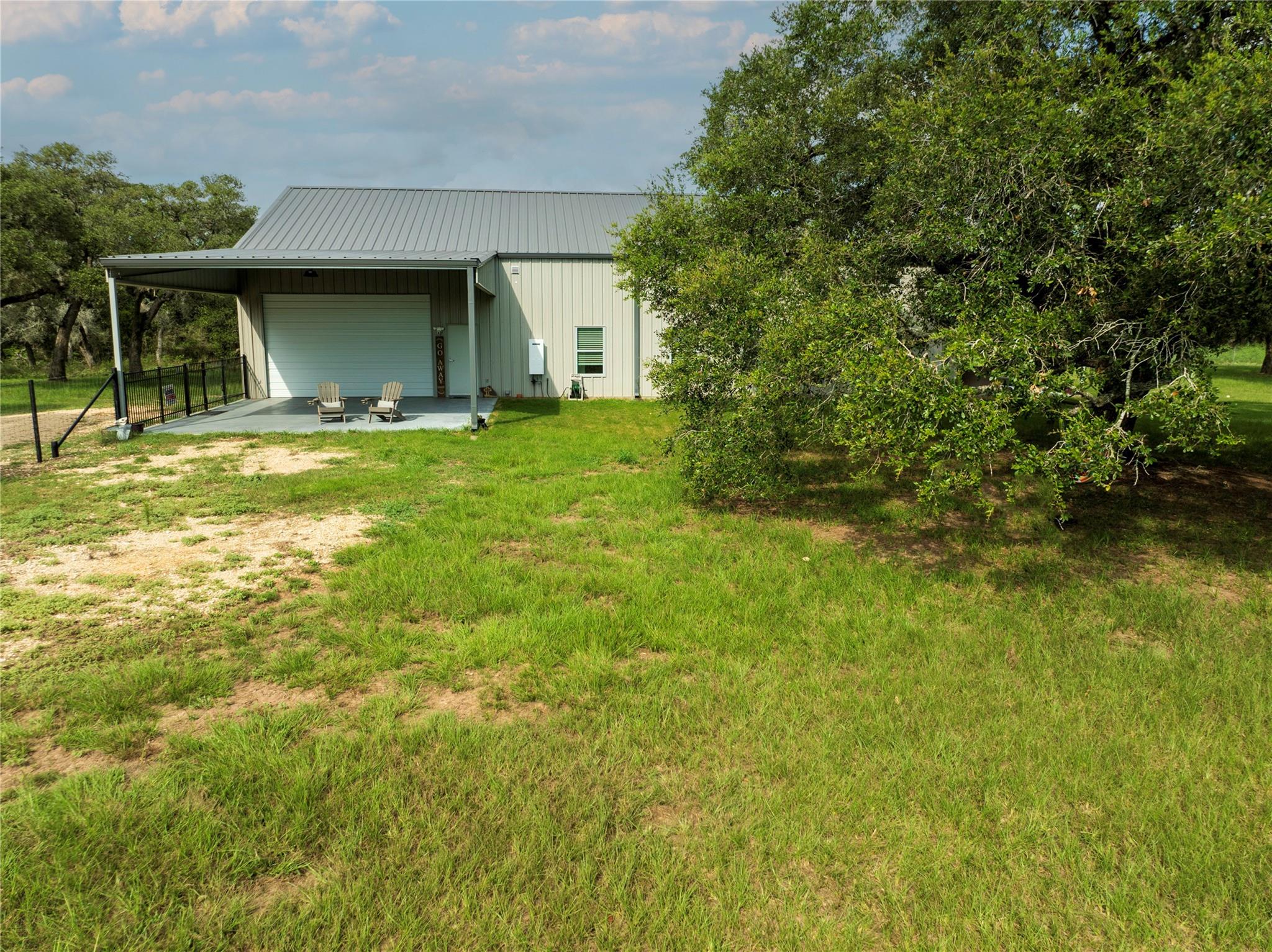 15545 Tx-111 None E Property Photo 15