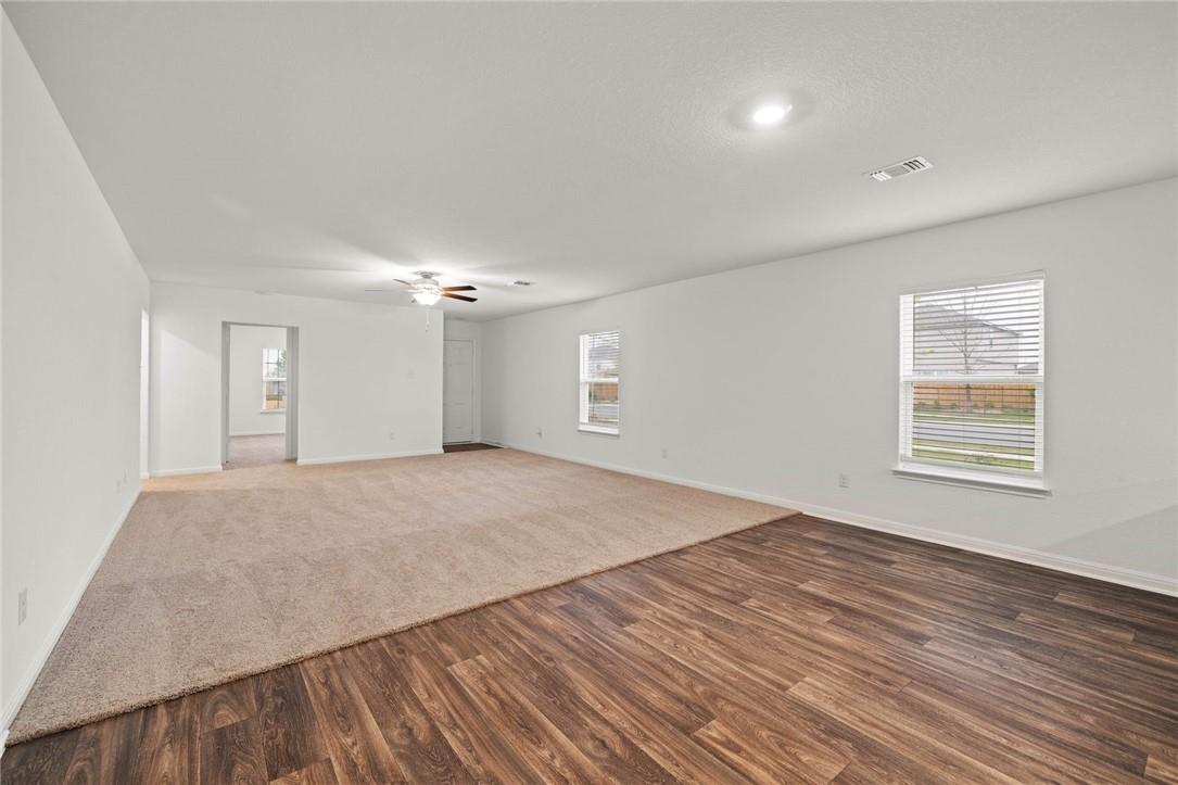 101 Fairfax Ln Property Photo 11