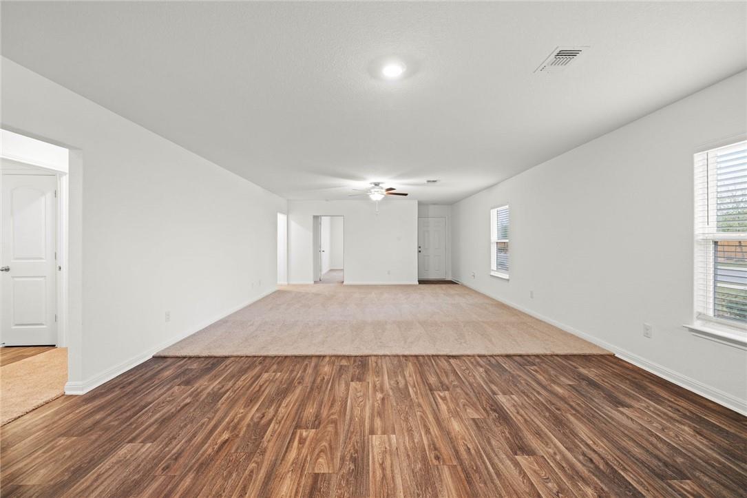 101 Fairfax Ln Property Photo 12