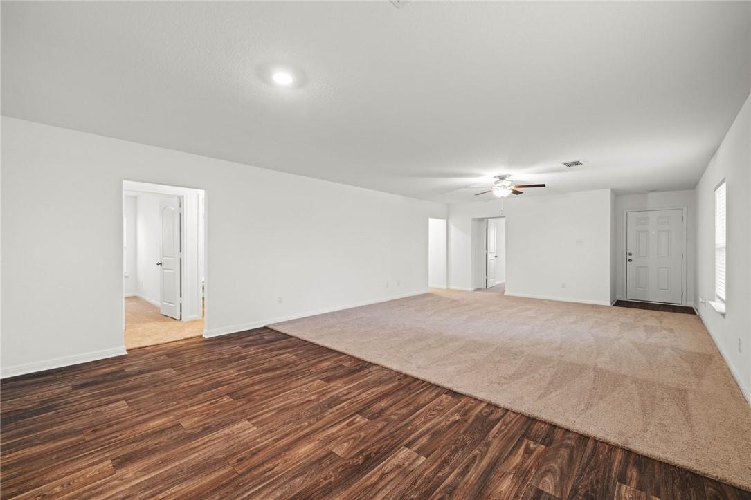 101 Fairfax Ln Property Photo 13