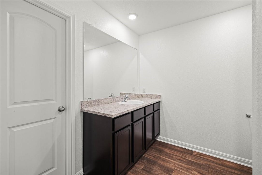 101 Fairfax Ln Property Photo 17