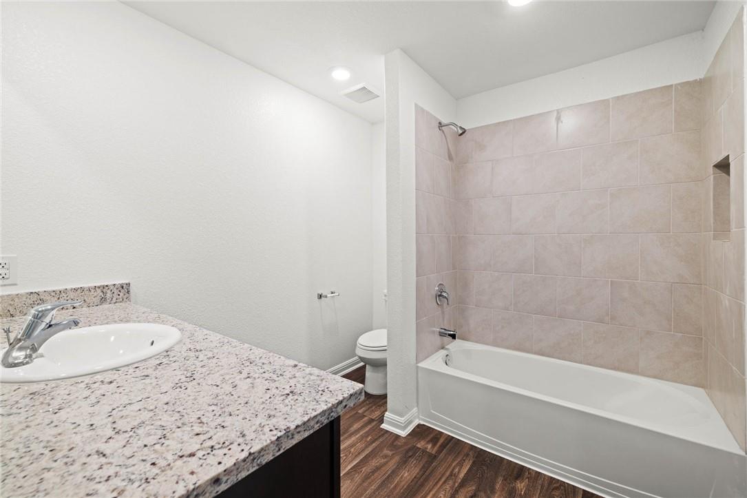 101 Fairfax Ln Property Photo 18
