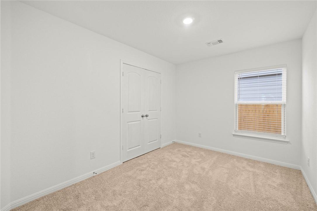 101 Fairfax Ln Property Photo 21