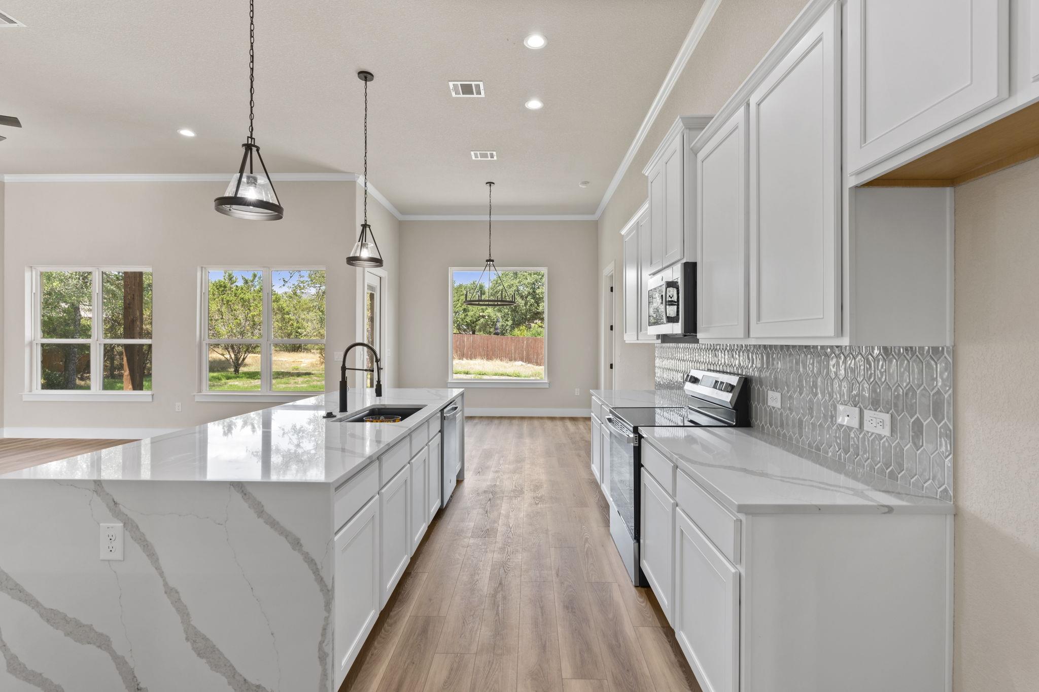 106 Double Cir Property Photo 12
