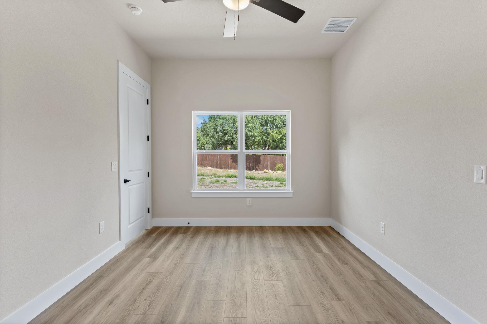 106 Double Cir Property Photo 25