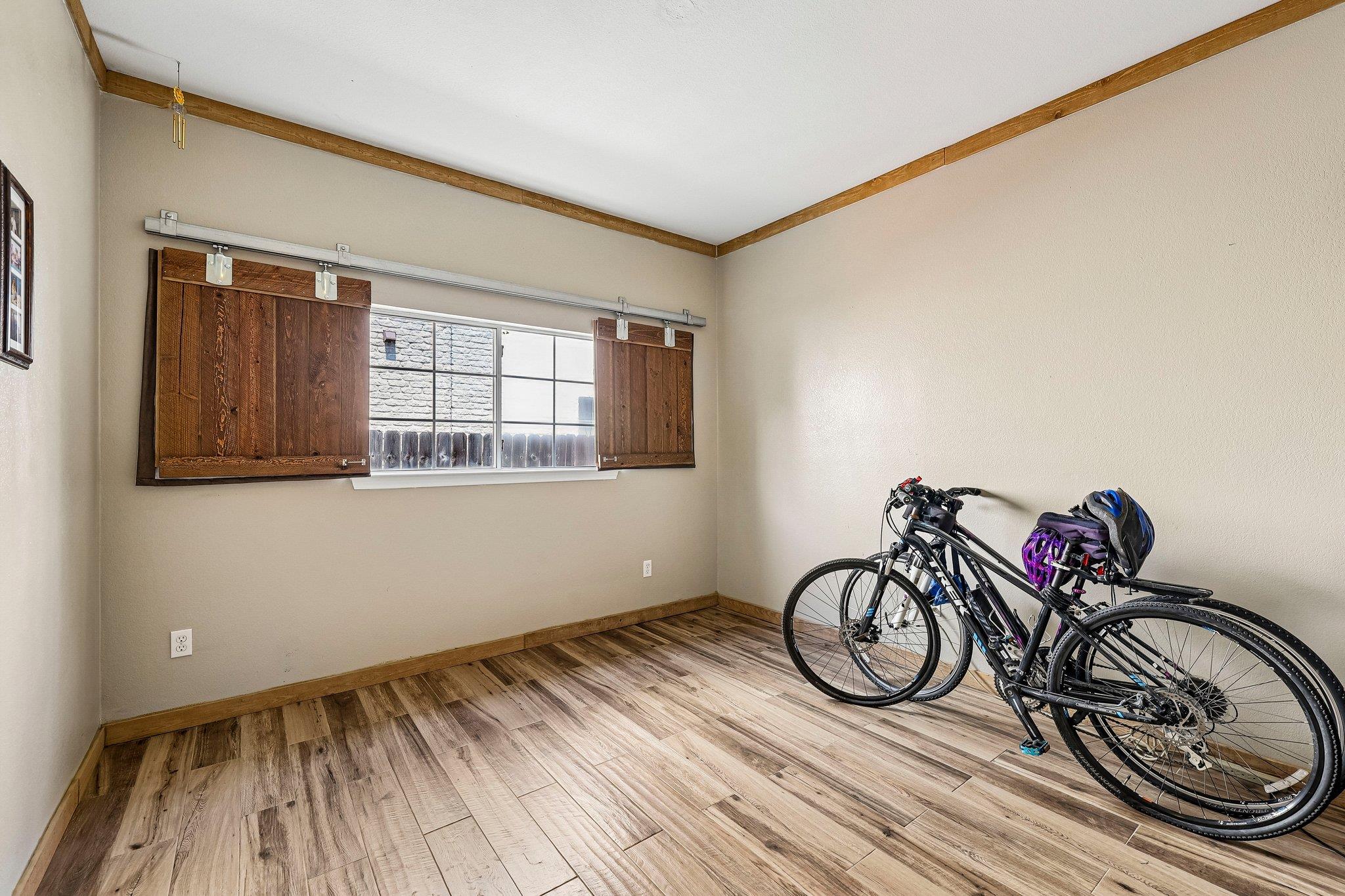 1008 Statler Bend Dr Property Photo 21
