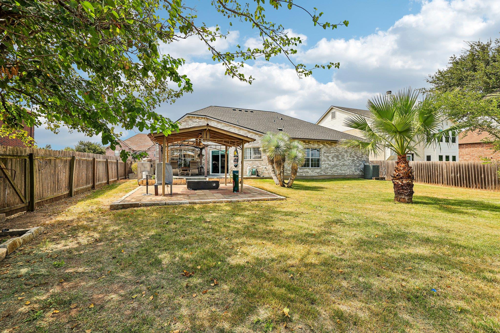 1008 Statler Bend Dr Property Photo 35