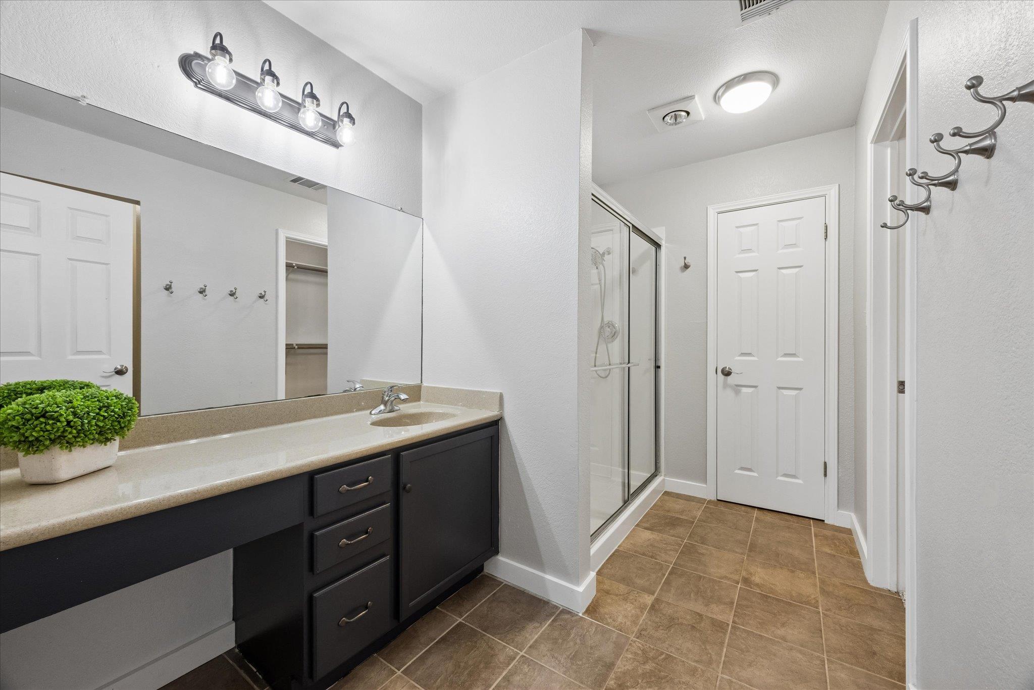 500 Millington Ln Property Photo 26