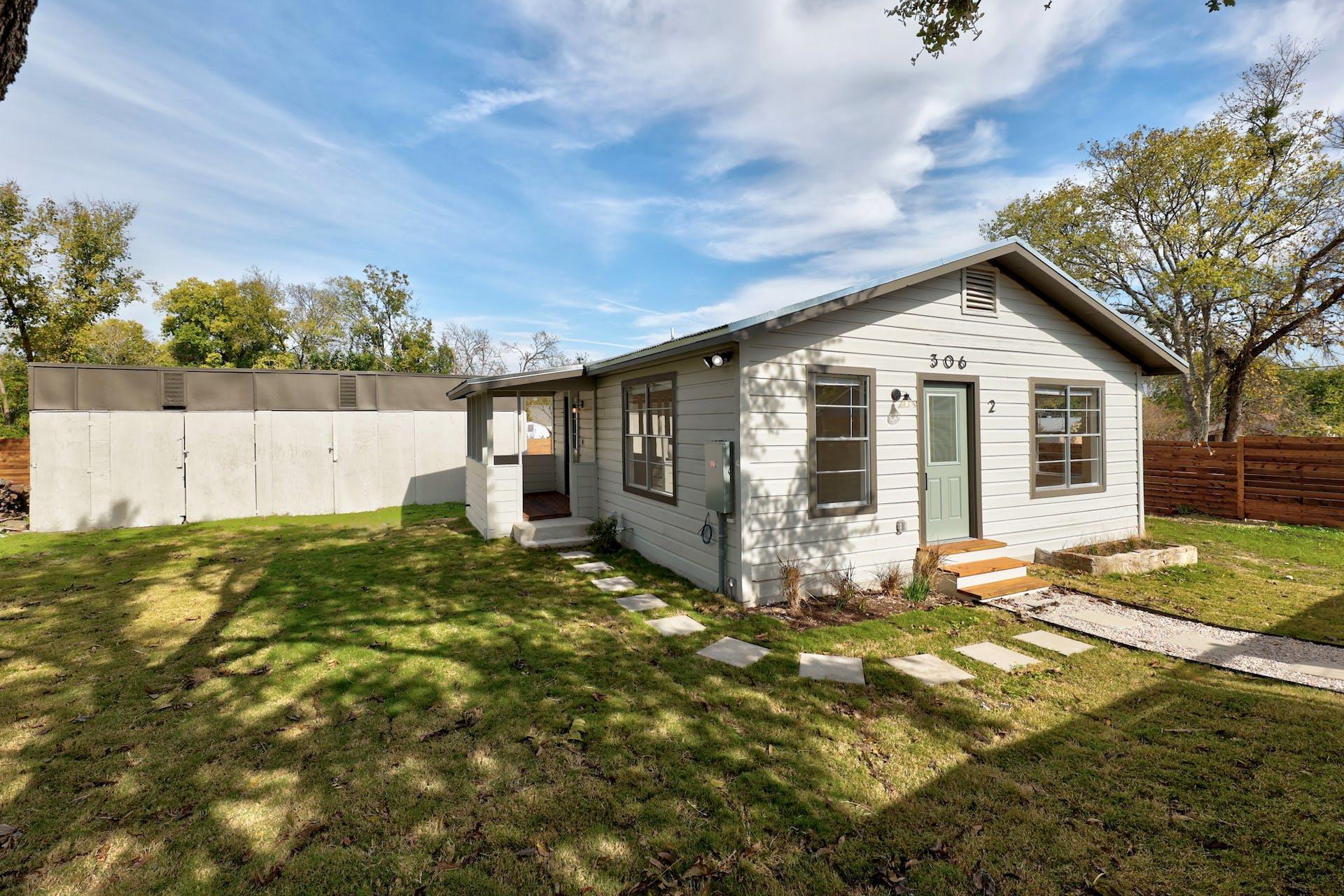 306 W Stassney Ln #1&2 Property Photo 13