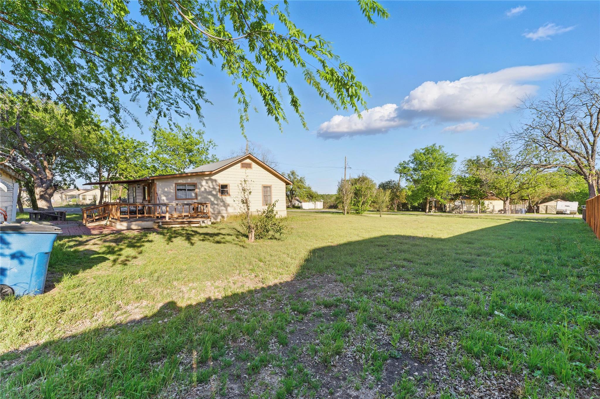 556 Gode Ln Property Photo 24