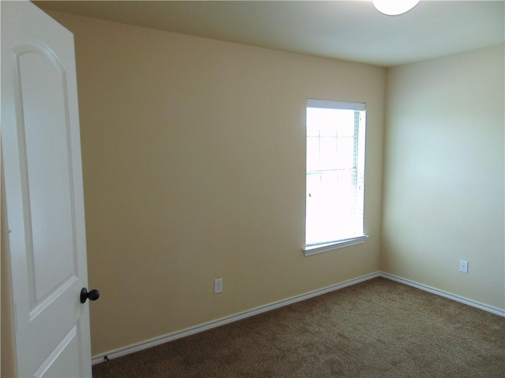 185 Creekside Villa Dr Property Photo 9