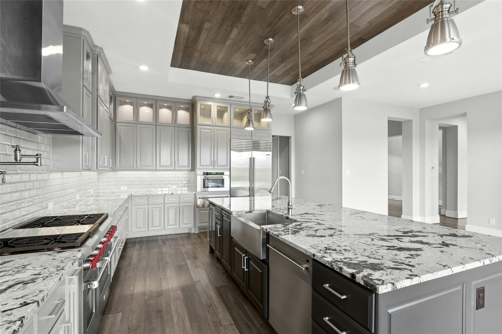508 Woodside Ter Property Photo 4