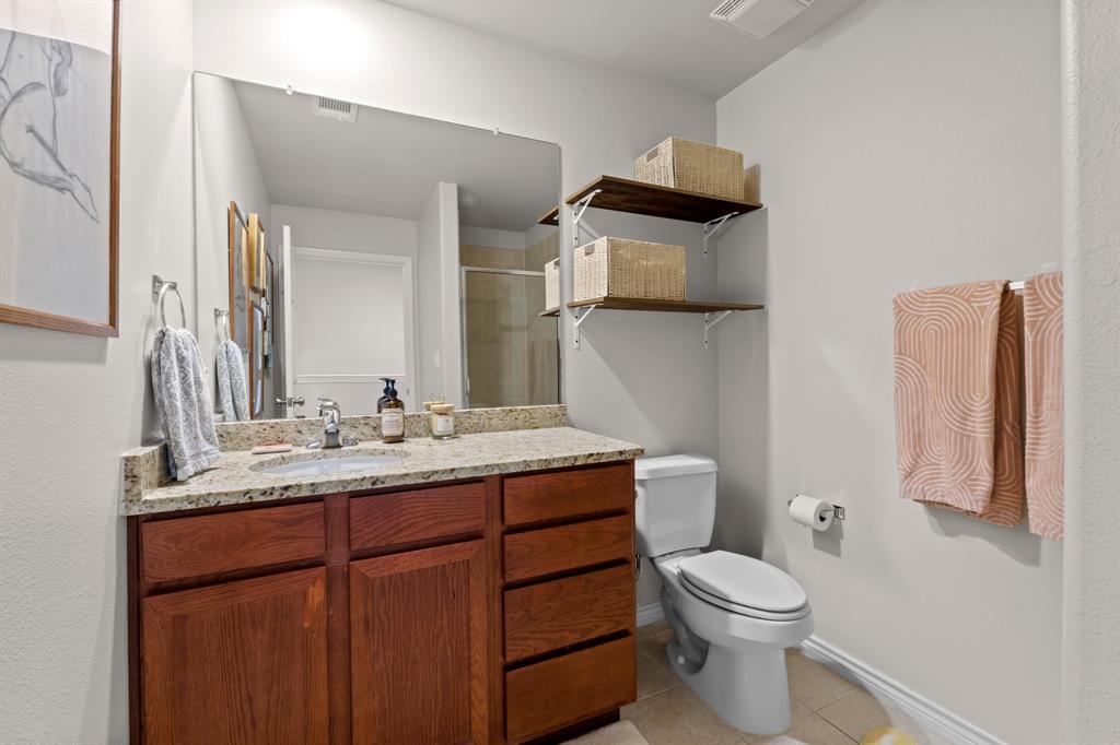 305 E 31st St #2 Property Photo 7