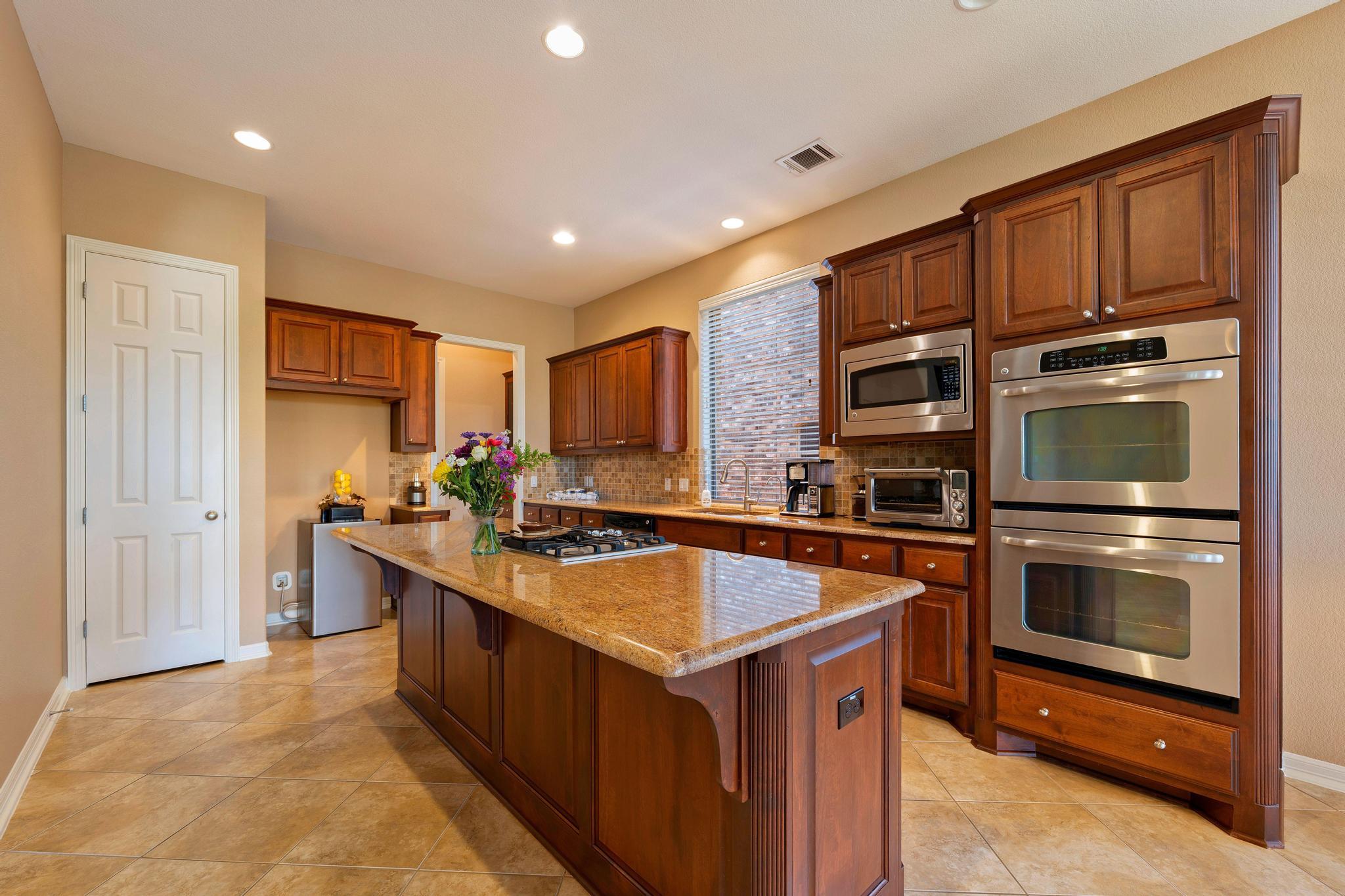 3543 Alexandrite Way Property Photo 12