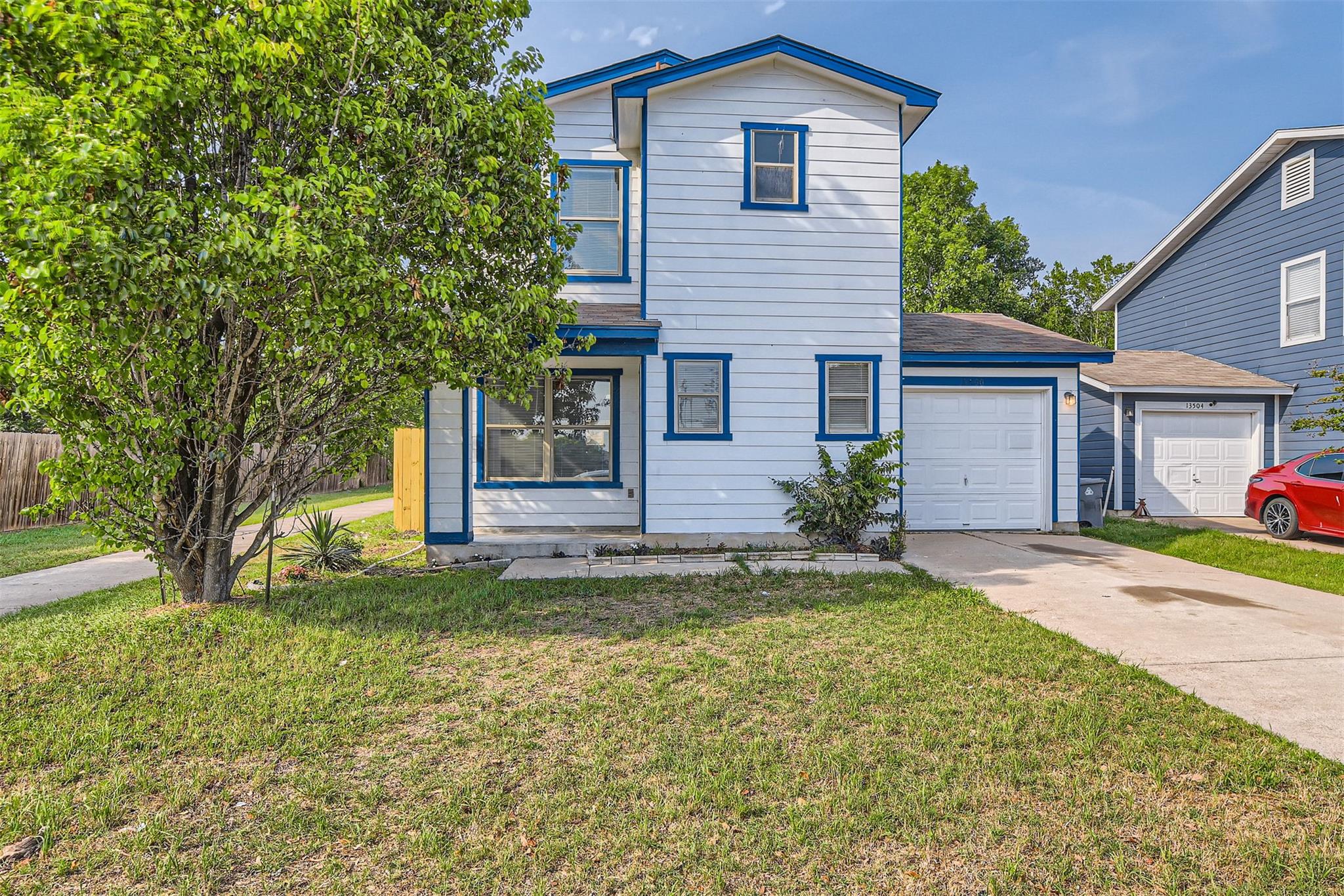 13500 Coomes Dr Property Photo