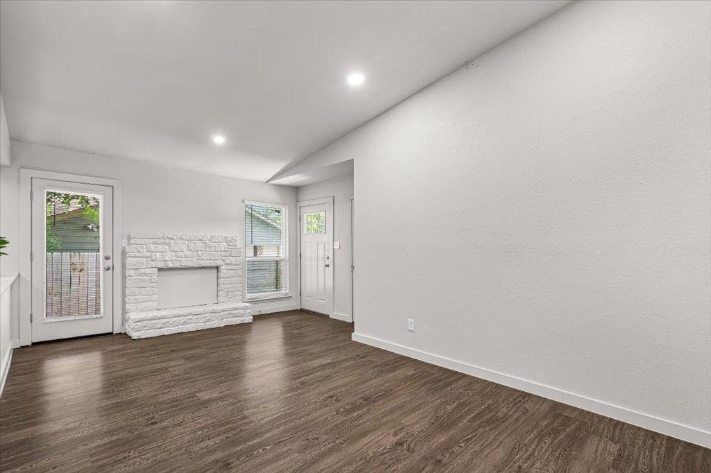 826 King Albert St #b Property Photo 10