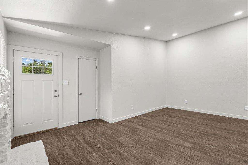 826 King Albert St #b Property Photo 11