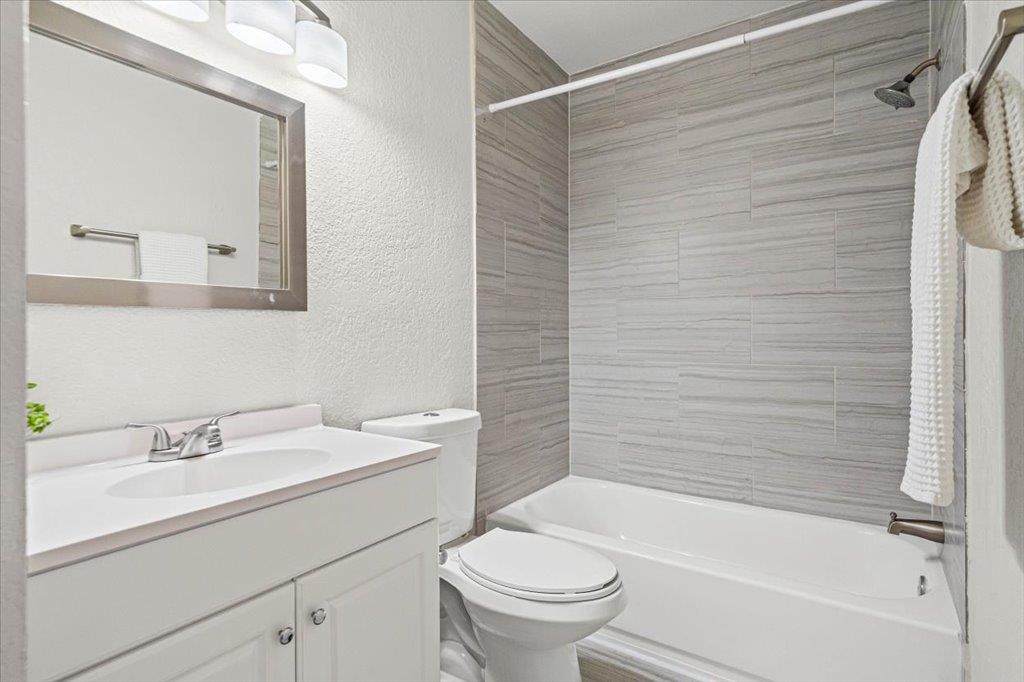 826 King Albert St #b Property Photo 23