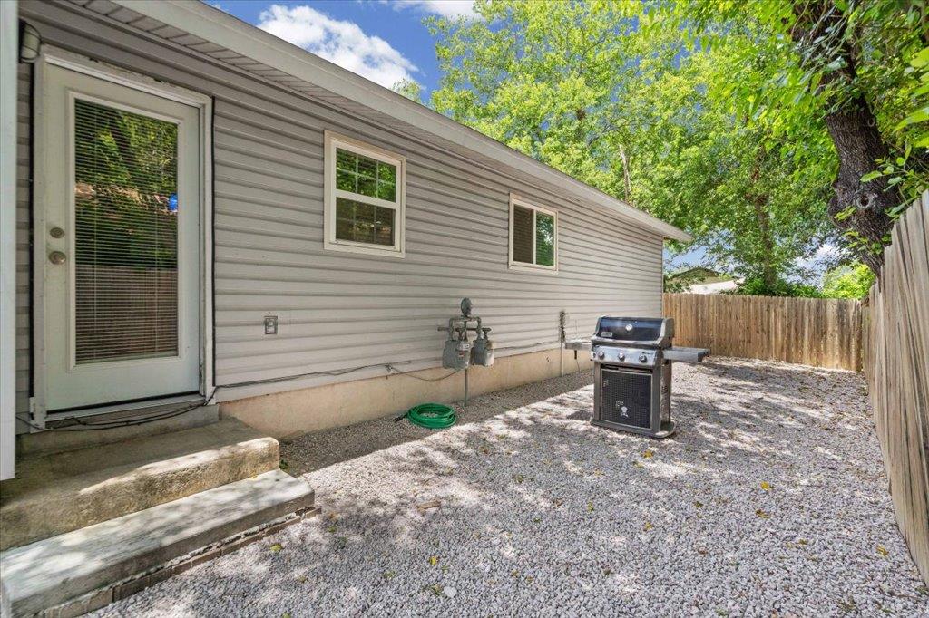 826 King Albert St #b Property Photo 27