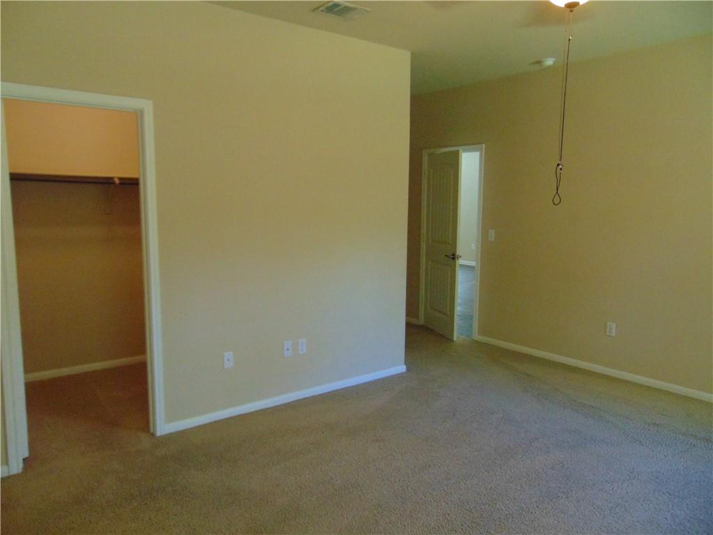 305 Cibolo Creek Dr Property Photo 12
