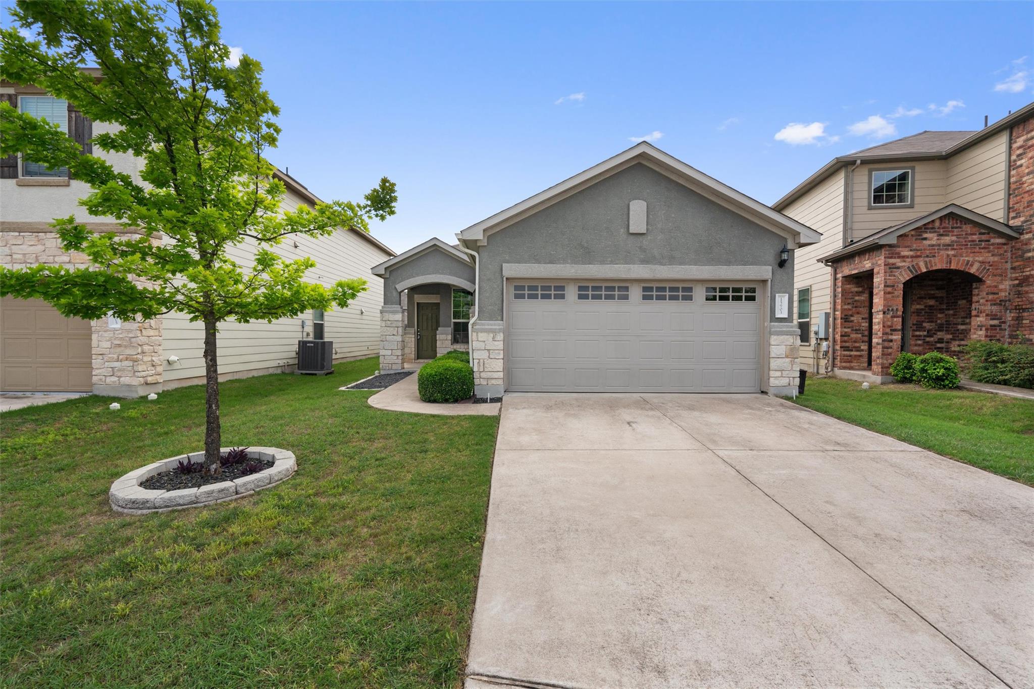 15903 Serene Fleming Trce Property Photo