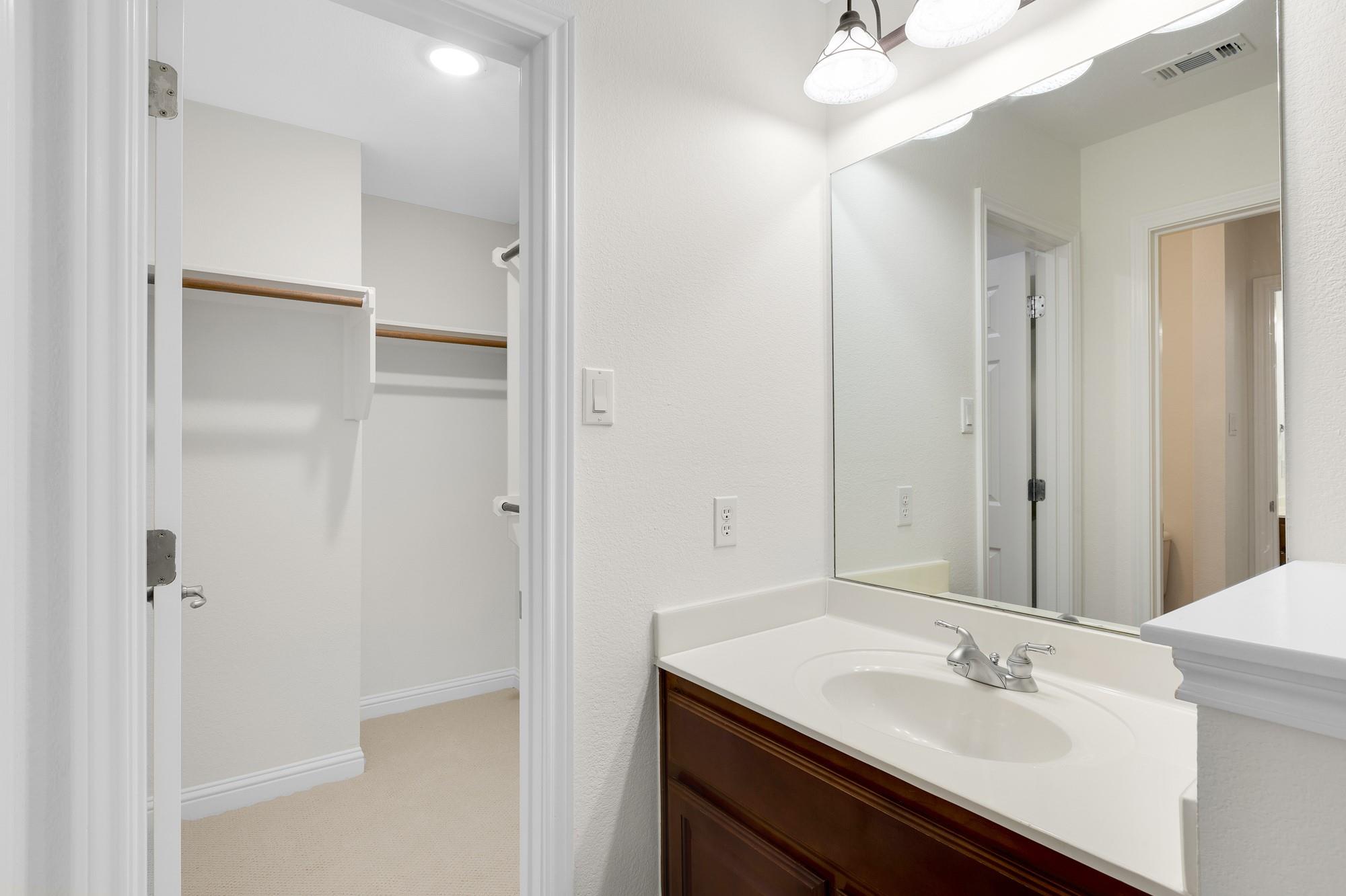 6717 Blissfield Dr Property Photo 39